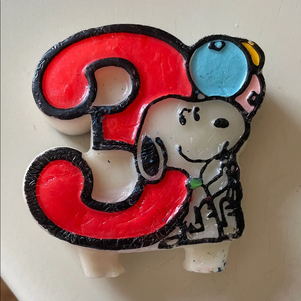 Snoopy, Vintage Red Number 3 birthday Candle. 1989’s